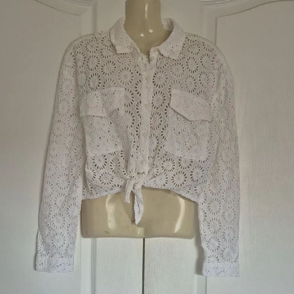 Guess White Embroidered Eyelet Button-Down Shirt